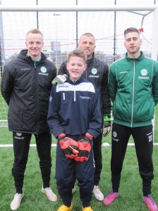 Peter van der Vlag (achter midden) met Sebastiaan Ottens van Keeping the Zero. Geflankeerd door Wieger Sietsma en Stefan van der Lei.